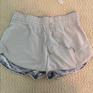 Lululemon Athletica Gray Athletic Shorts Lightweight Performance